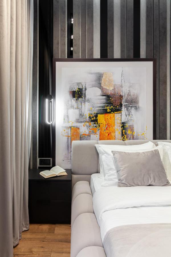 Dream Apartament On Drahomanova Street Lvov Exteriér fotografie