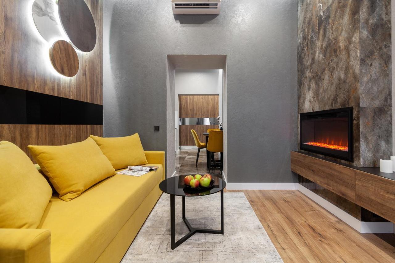 Dream Apartament On Drahomanova Street Lvov Exteriér fotografie