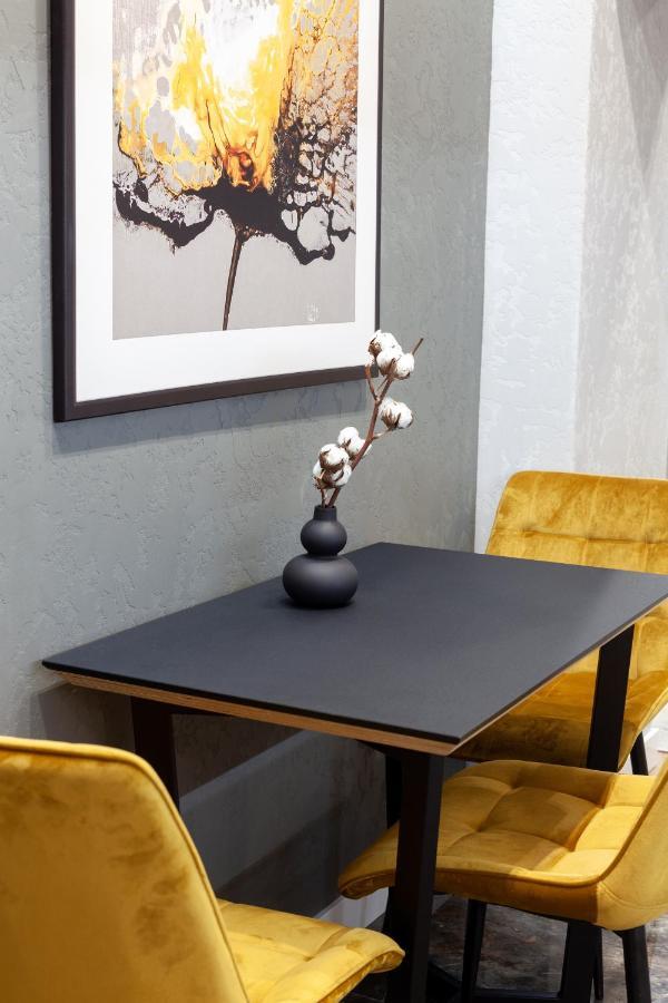 Dream Apartament On Drahomanova Street Lvov Exteriér fotografie