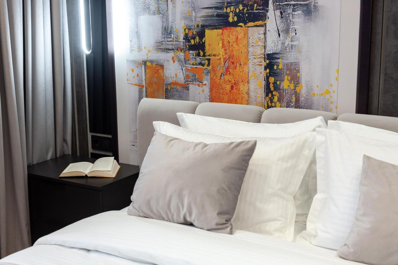 Dream Apartament On Drahomanova Street Lvov Exteriér fotografie